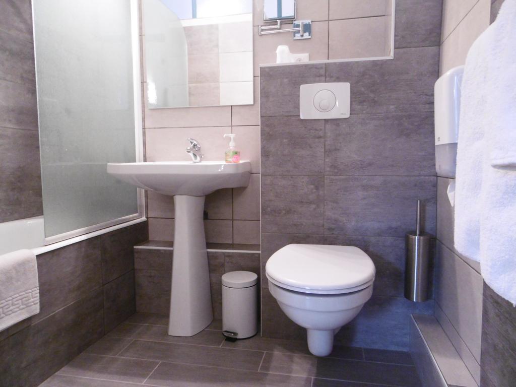 Hotel Le Littoral Lézardrieux 외부 사진
